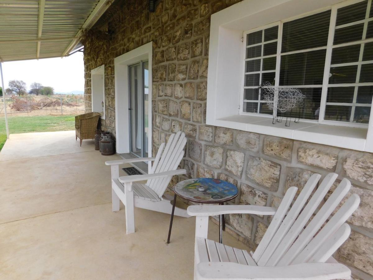 فندق Meteorite Rest Camp Grootfontein المظهر الخارجي الصورة