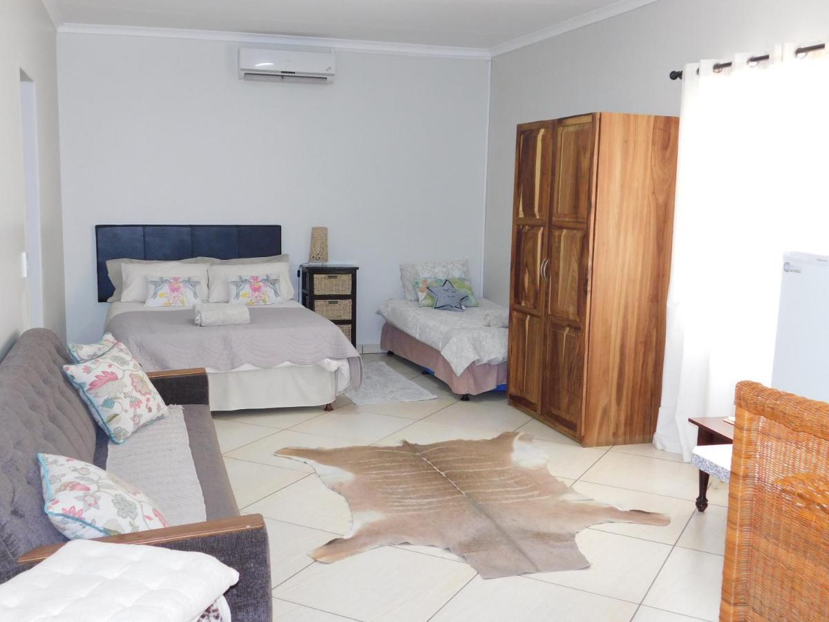 فندق Meteorite Rest Camp Grootfontein المظهر الخارجي الصورة