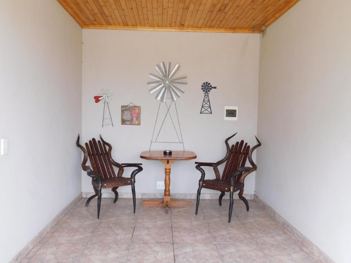 فندق Meteorite Rest Camp Grootfontein المظهر الخارجي الصورة