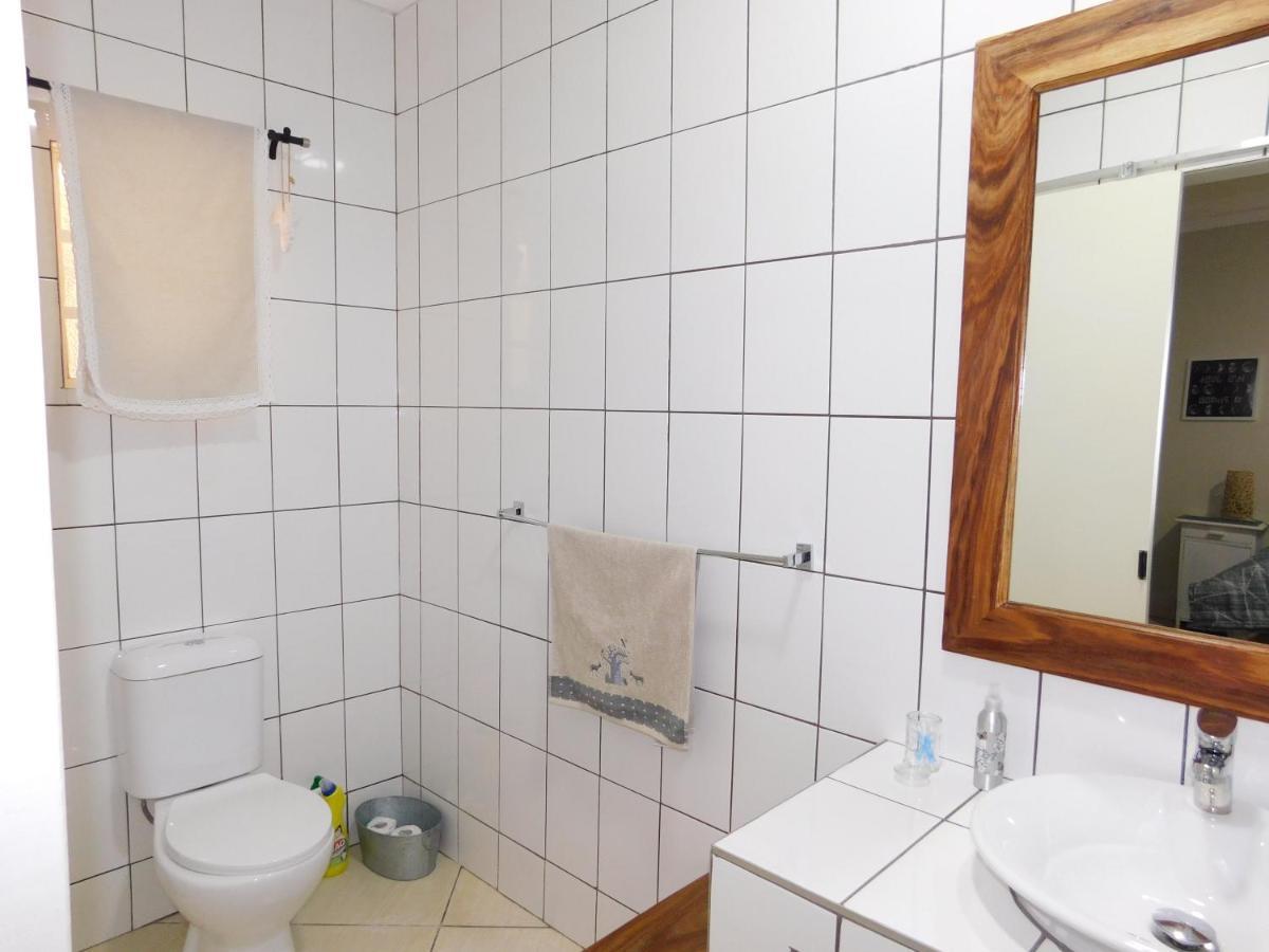 فندق Meteorite Rest Camp Grootfontein المظهر الخارجي الصورة