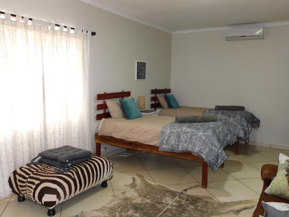 فندق Meteorite Rest Camp Grootfontein المظهر الخارجي الصورة