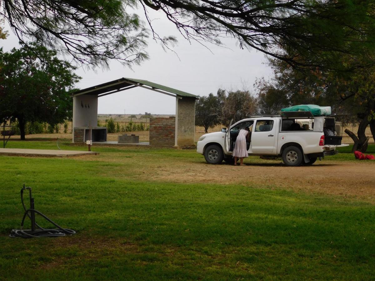 فندق Meteorite Rest Camp Grootfontein المظهر الخارجي الصورة